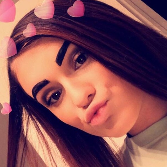 Meet your Posher, Anie - Picture 1 of 1